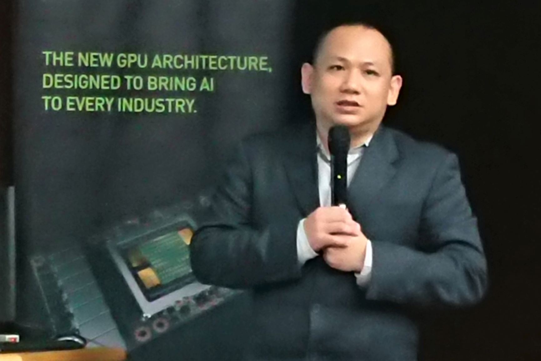 國網中心 趙逢毅 博士  TWCC佈署效能及測速千里眼案例分享