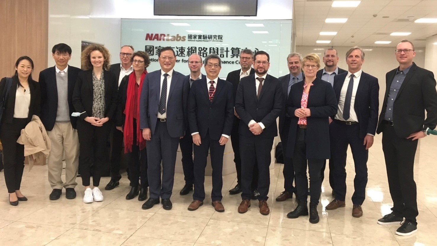 與會代表於國網中心新竹本部合影留念