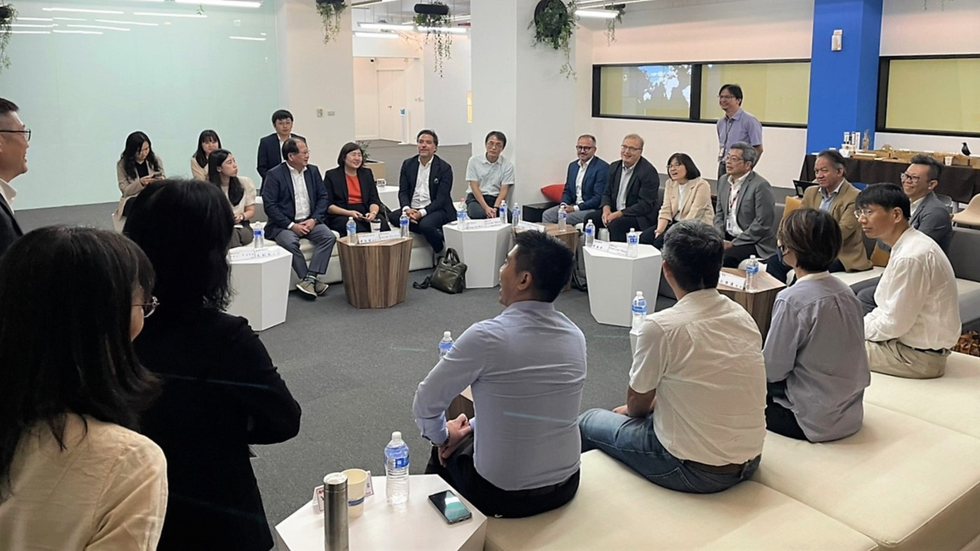 NCHC shows the results of Taiwan biomedical big data plan in Taiwan, generating lively discussions.