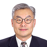 臺大醫院基因醫學部 陳沛隆主治醫師