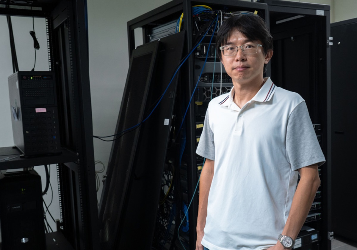 國立成功大學物理學系教授張泰榕 國立成功大學物理學系教授張泰榕