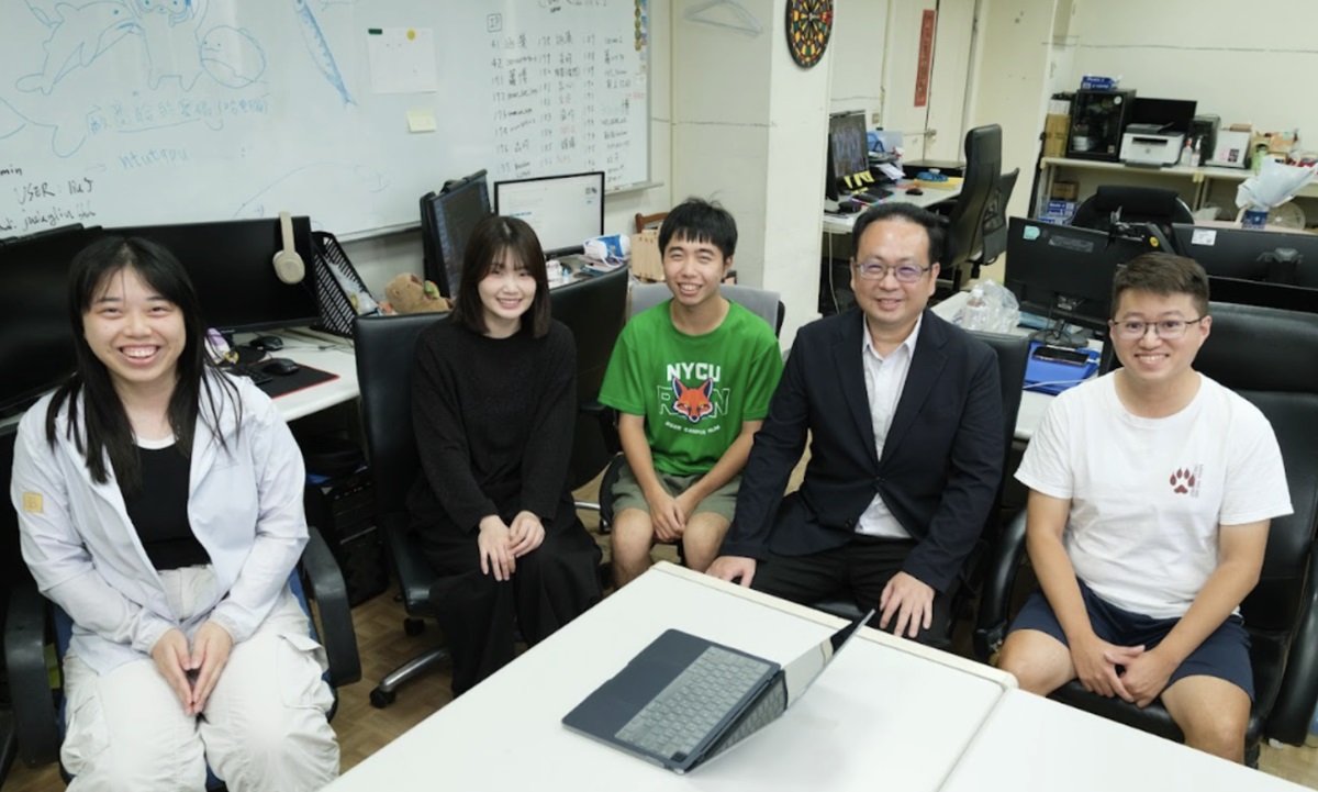 劉建良與其實驗室研究團隊