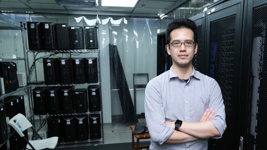 跳出傳統框架 AI模型預測化學前景-2025第5屆國研院研發服務平台亮點成果─佳作獎