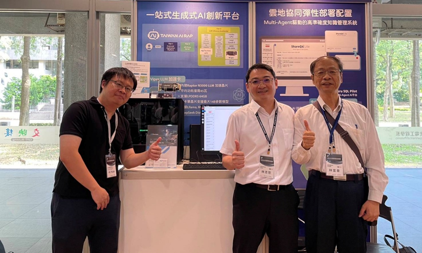 思銳智慧總經理林志哲(中)與思銳智慧副總林富章(左)。 思銳智慧總經理林志哲(中)與思銳智慧副總林富章(左)。